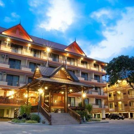 Baankhun Chiang Mai Hotel Buitenkant foto
