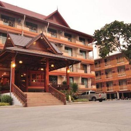 Baankhun Chiang Mai Hotel Buitenkant foto