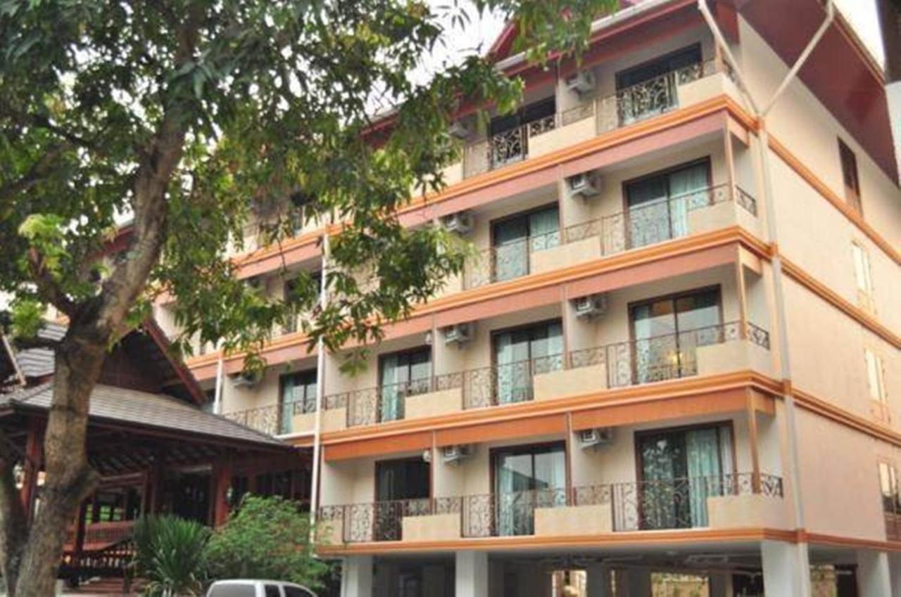 Baankhun Chiang Mai Hotel Buitenkant foto